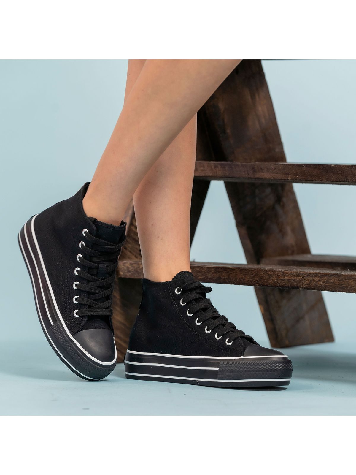Zapatilla Mujer Agnes Negro Azaleia