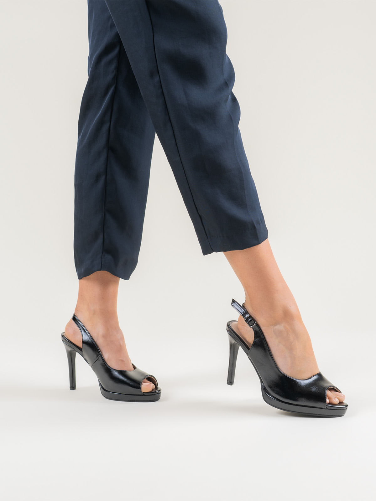 Zapato Mujer Axa Negro Azaleia