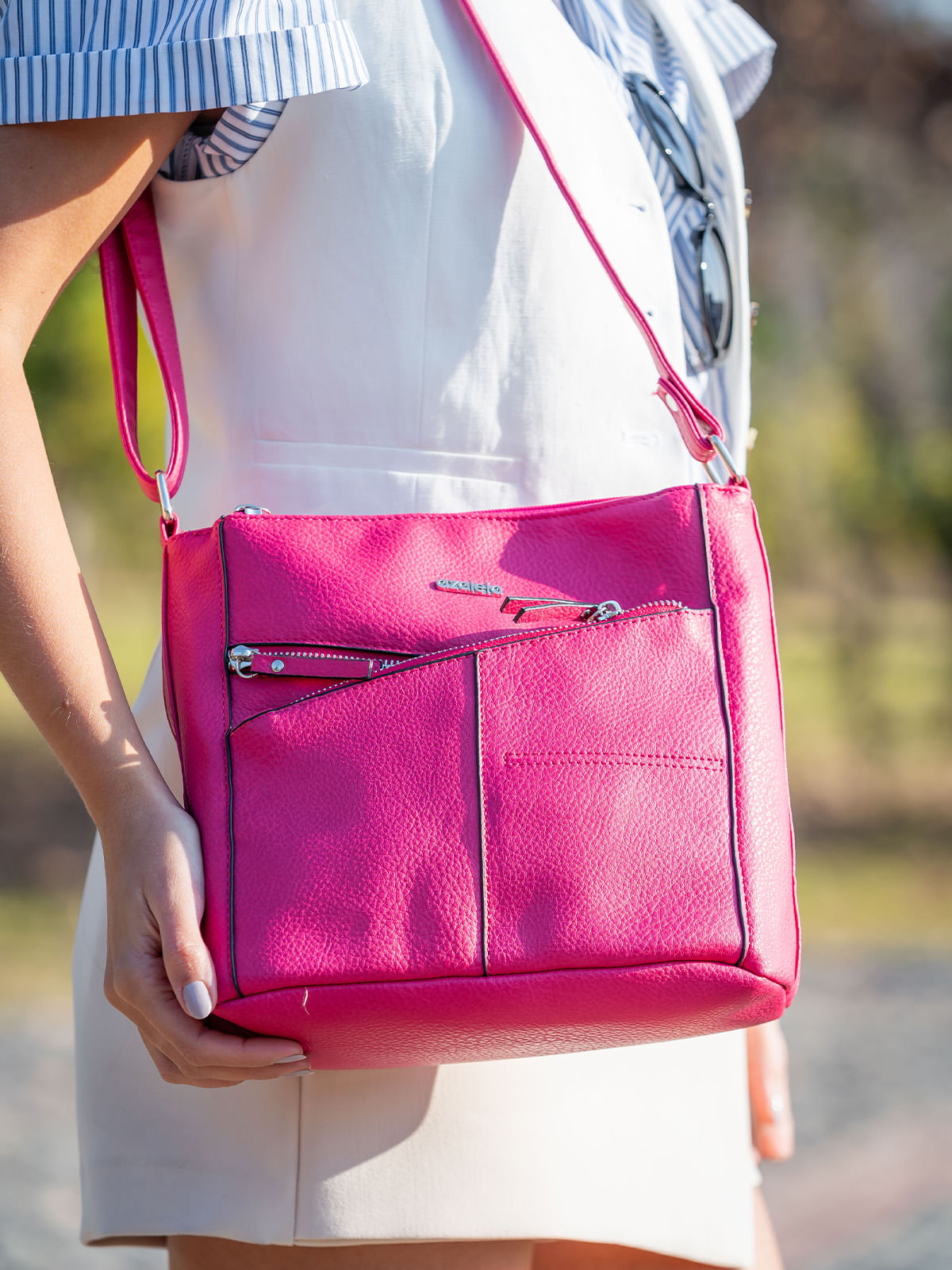 Cartera Xandra Cross Fucsia Azaleia