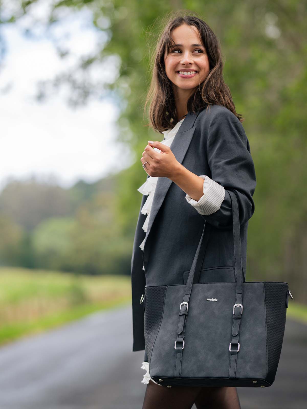 Cartera Mujer Gubio Tote Negro Azaleia
