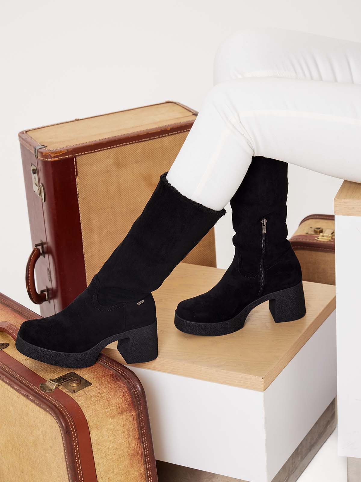 Bota Mujer Hermosa