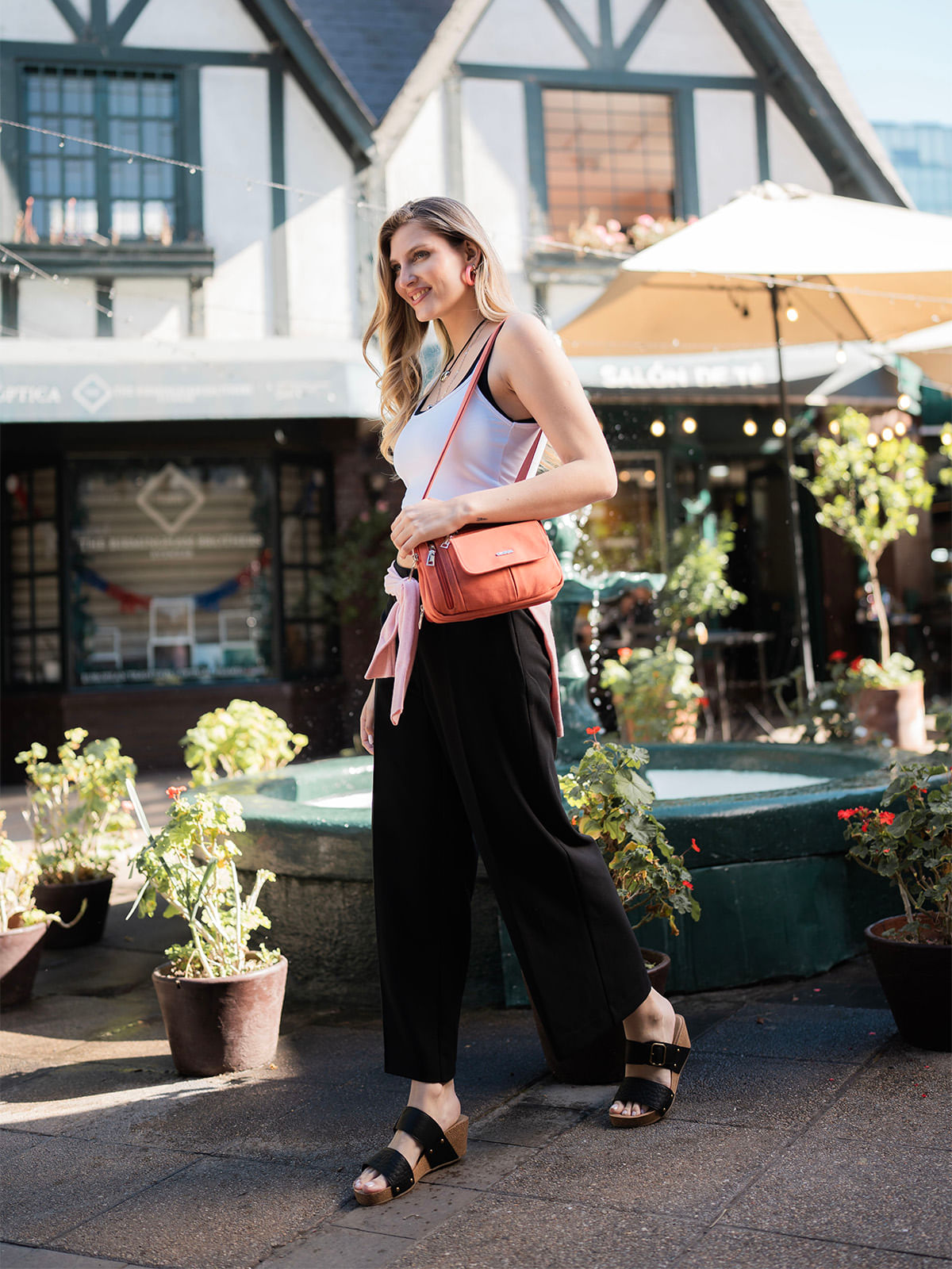 Sandalia Mujer Margarita Negro Azaleia